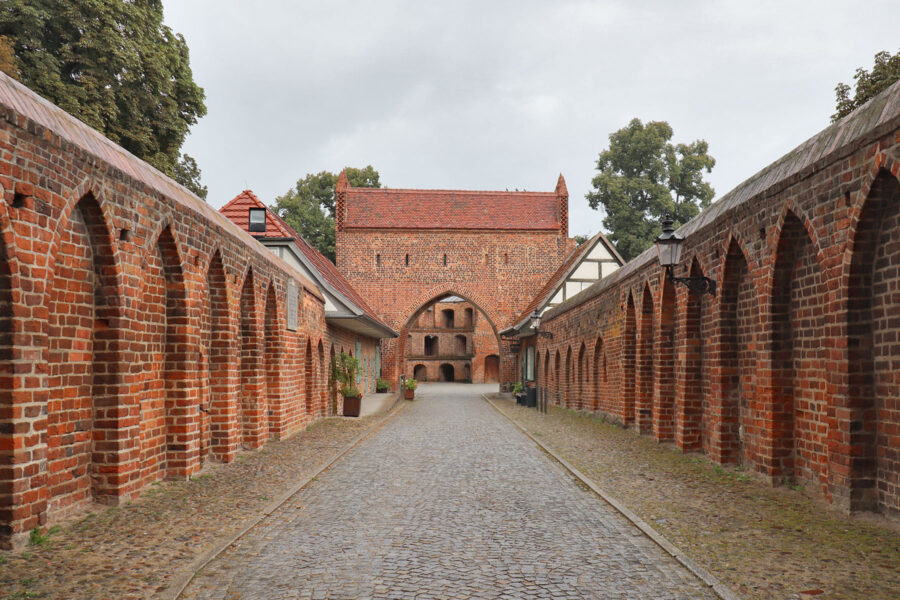 Neubrandenburg - Friedländer Tor - Zwinger