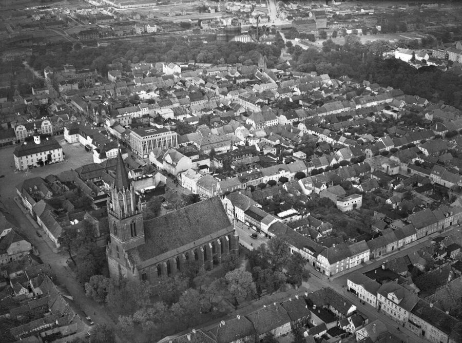 Luftbild von Neubrandenburg 1943