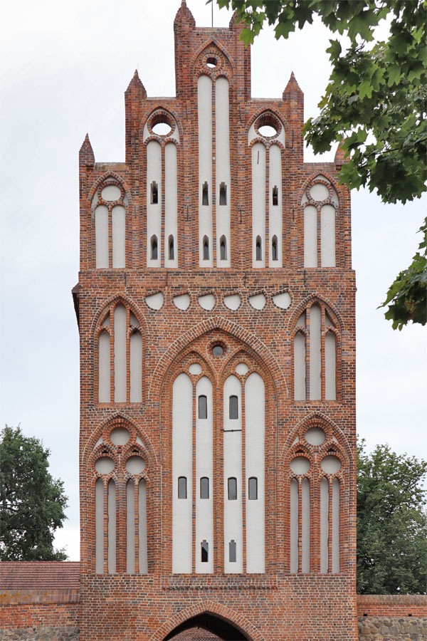 Neubrandenburg - Treptower Tor