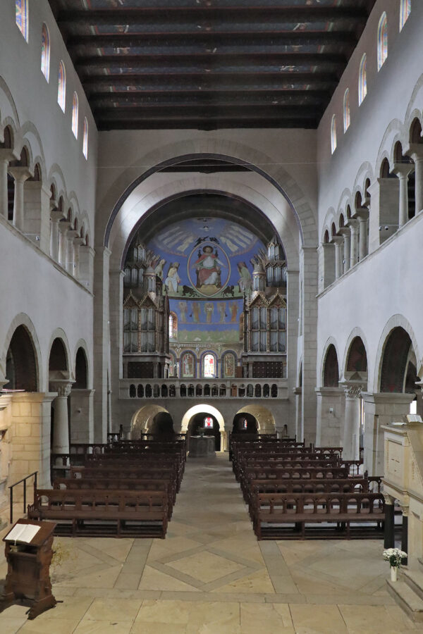 Stiftskirche Gernrode - Mittelschiff nach Westen
