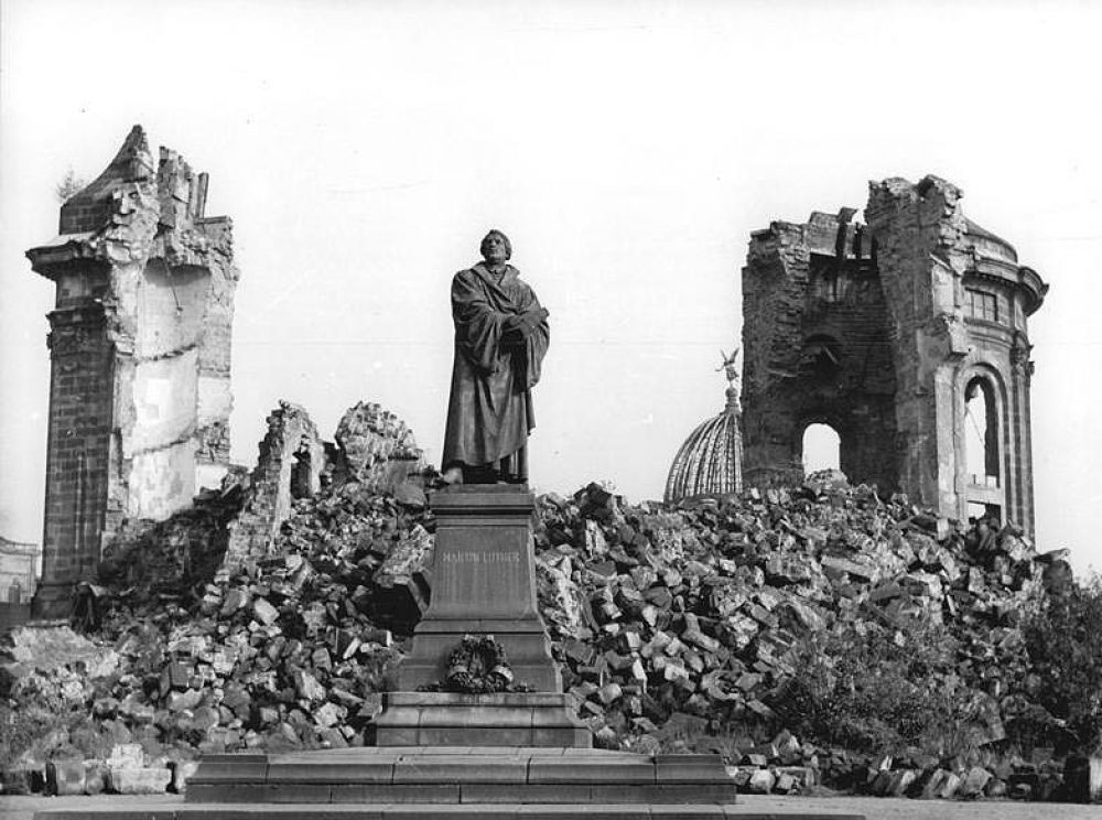 Dresdner Frauenkirche 1958