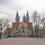 Halberstadt - Domplatz mit Liebfrauenkirche