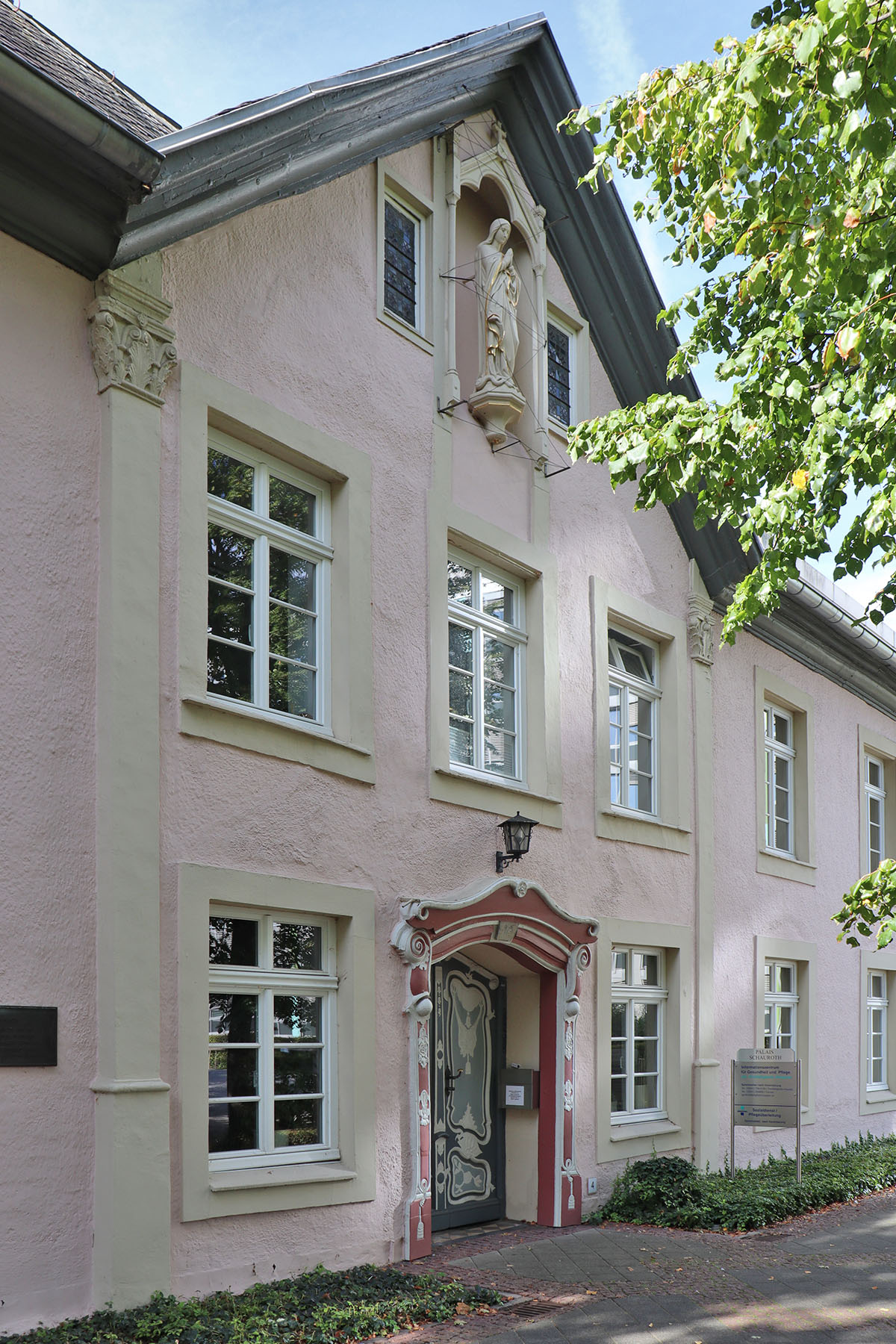Lippstadt - Portal Palais Schauroth