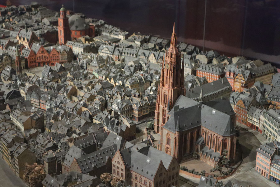 Historisches Museum Frankfurt - Stadtmodell Brüder Treuner