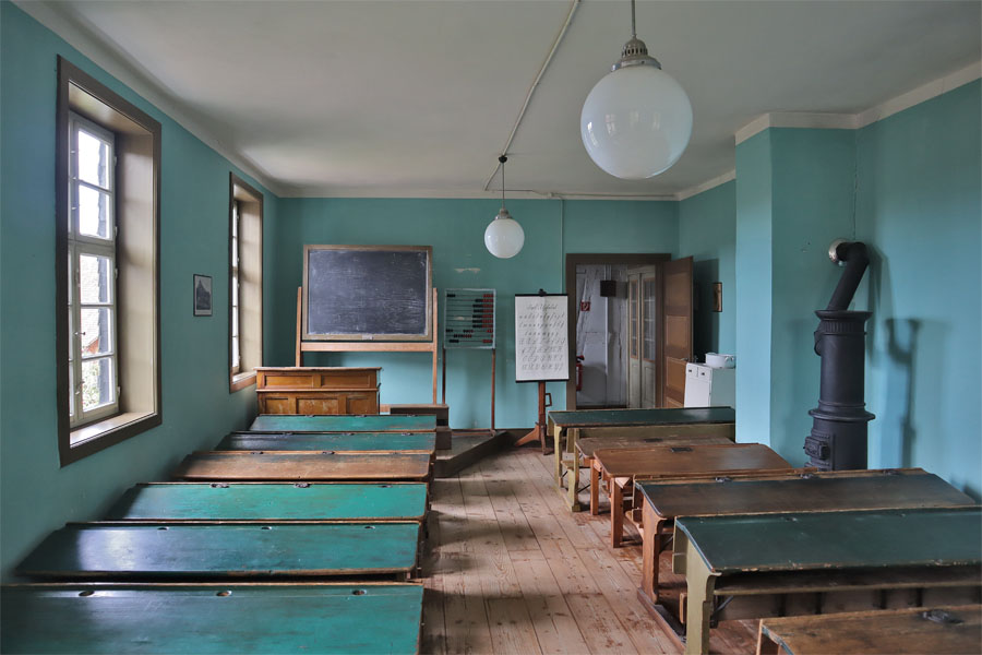 Hohenloher Freilandmuseum - Unterrichtsraum im Schulgebäude