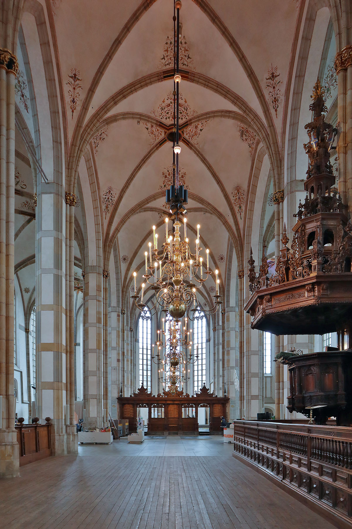 Zwolle - Grote Kerk - Mittelschiff
