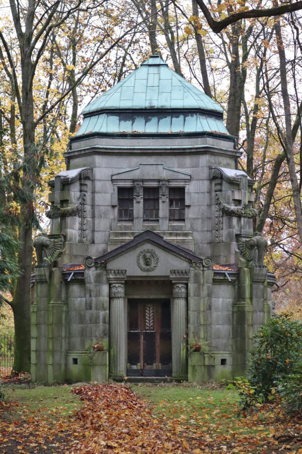 Friedhof Ohlsdorf - Mausoleum Höpfner