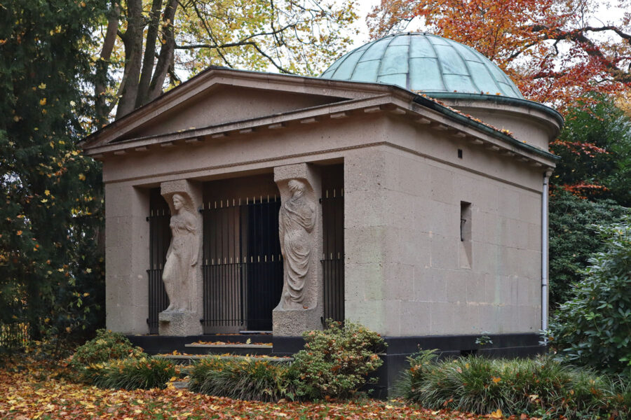 Friedhof Ohlsdorf - Mausoleum von Puttkamer-Heymann