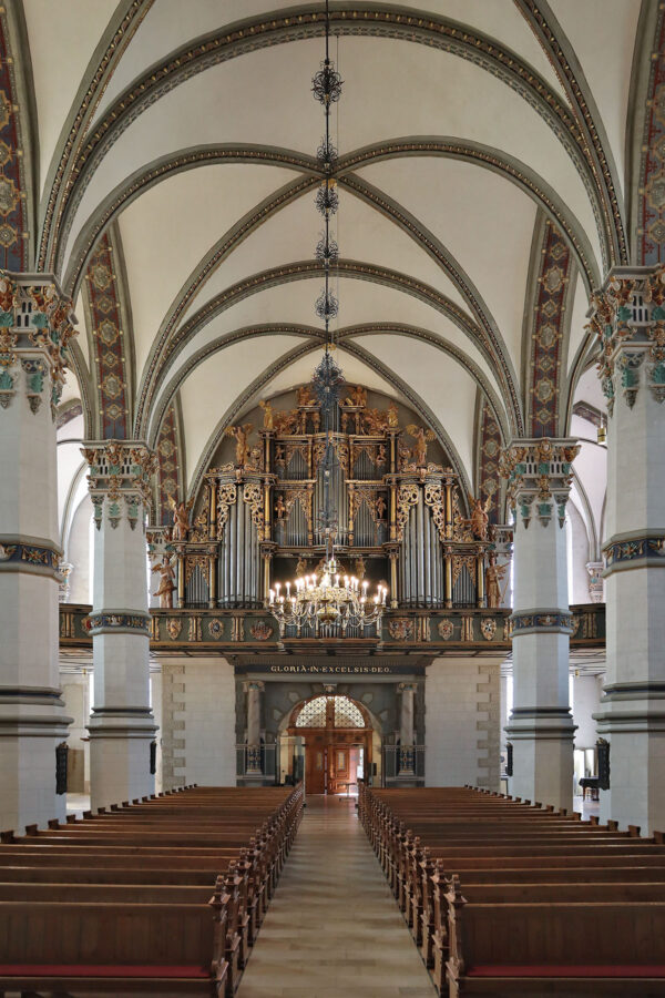 Wolfenbüttel - Hauptkirche Beatae Mariae Virginis - Langhaus und Orgel