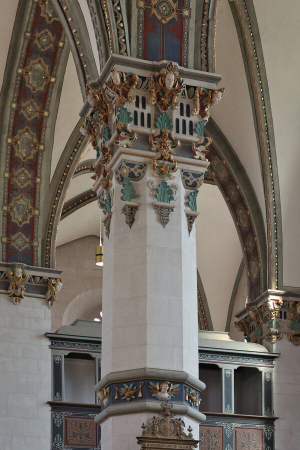 Wolfenbüttel - Hauptkirche Beatae Mariae Virginis - Pfeiler