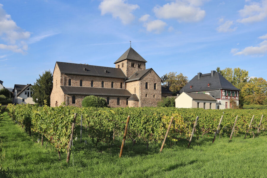 Mittelheim - Stiftskirche